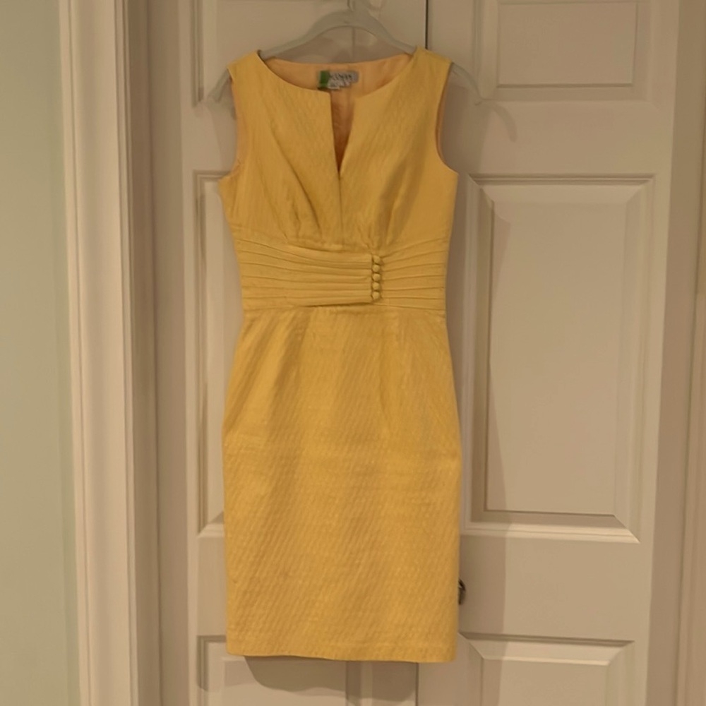 Beautiful sunshine yellow Kay Unger dress. Size 2.